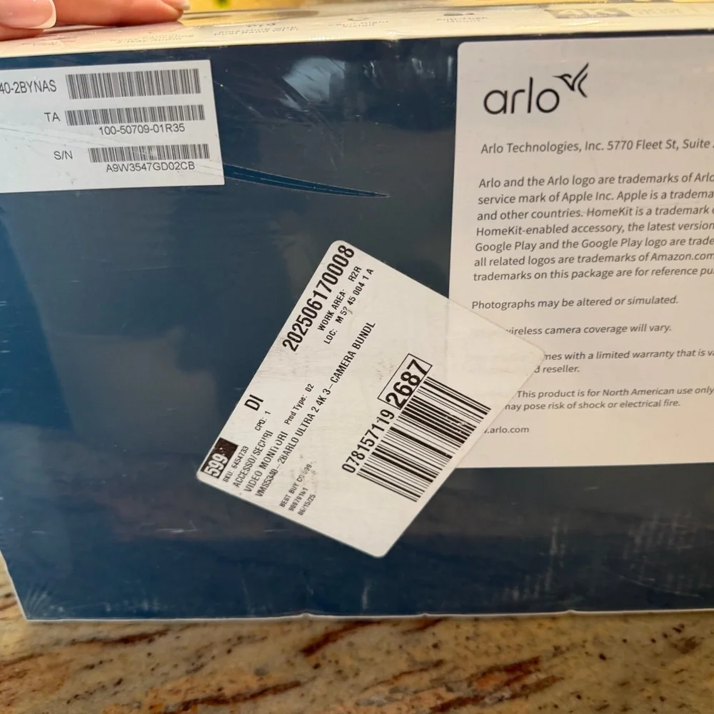 Arlo White Wireless Security Camera System - 3 Pack